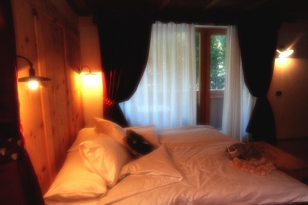 Chalet Alpenrose Bio Wellness Naturhotel Cogolo Dış mekan fotoğraf