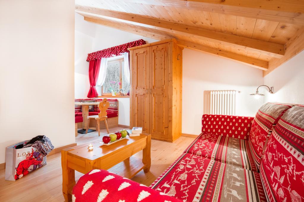 Chalet Alpenrose Bio Wellness Naturhotel Cogolo Dış mekan fotoğraf