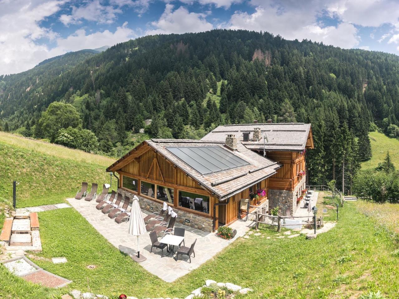 Chalet Alpenrose Bio Wellness Naturhotel Cogolo Dış mekan fotoğraf